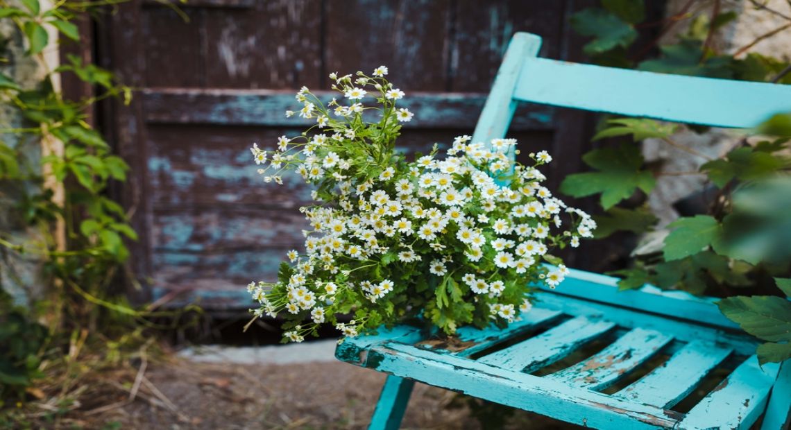 Rustic Garden Decor Ideas 2018