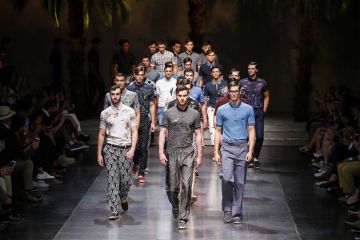 Dolce&Gabbana Fall/Winter 2016/17 Fashion Show in Milan