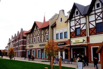 Manufactura outlet village for perfect shopping