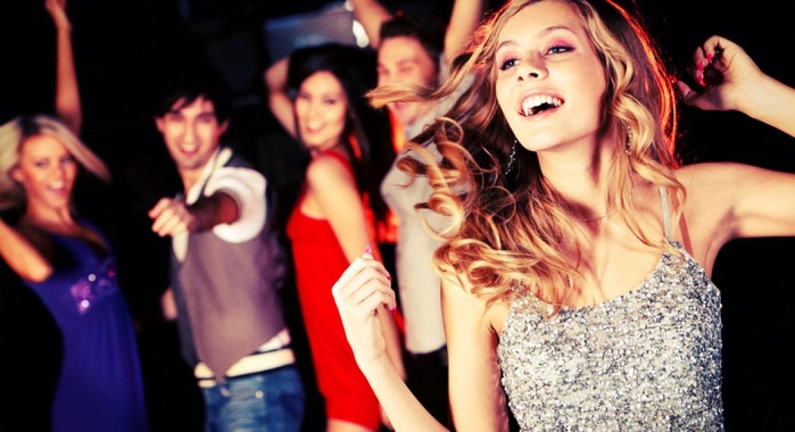 girl dancing in nightclub
