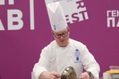Chef Reginald Ioos works at the Kyiv RestArt 2018 Festival