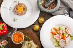 Tartar and spices