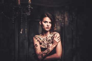 girl with tattoo