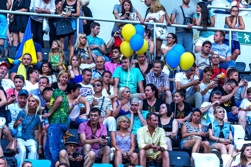 many people on tribunes