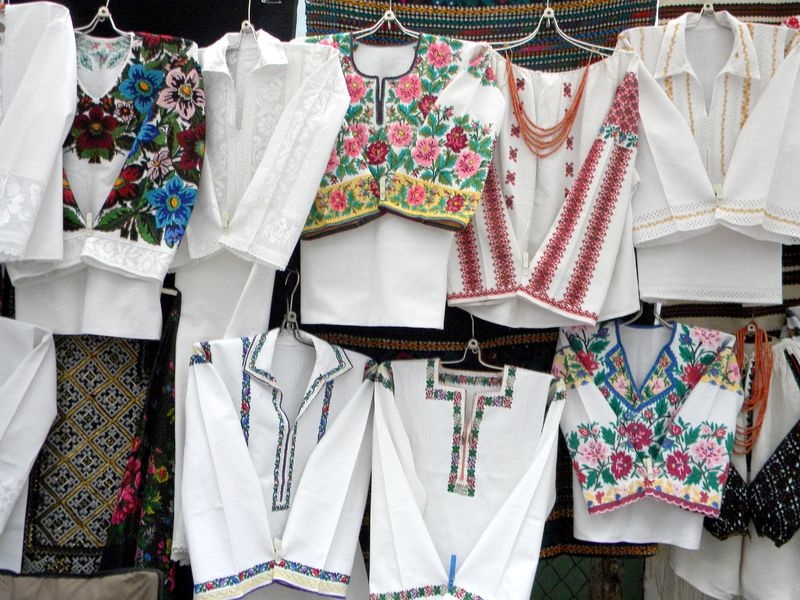 Vyshyvankas