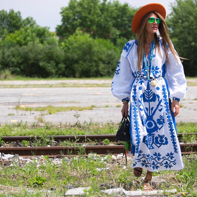 lady in vysyvanka dress