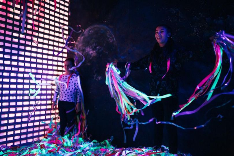 Neon satine show