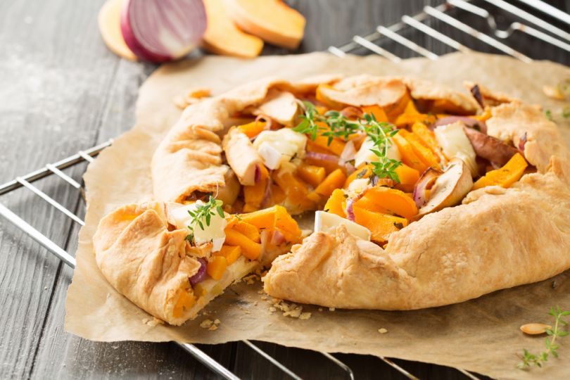 Baked pumpkin with mushrooms