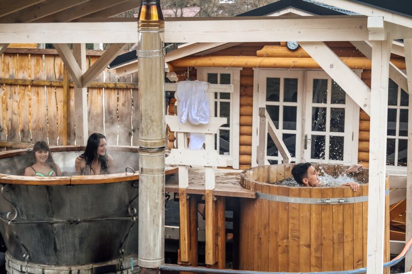 Hot jar spa "chan" in Vorokhta