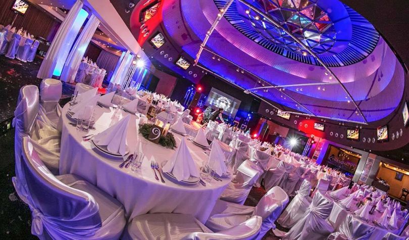 restaurant hall festive interior