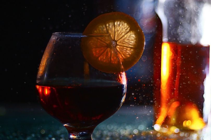 Cognac glass with lemon